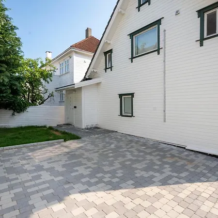 Unique And Spacious Apt Close To City Centre Stavanger Exterior photo