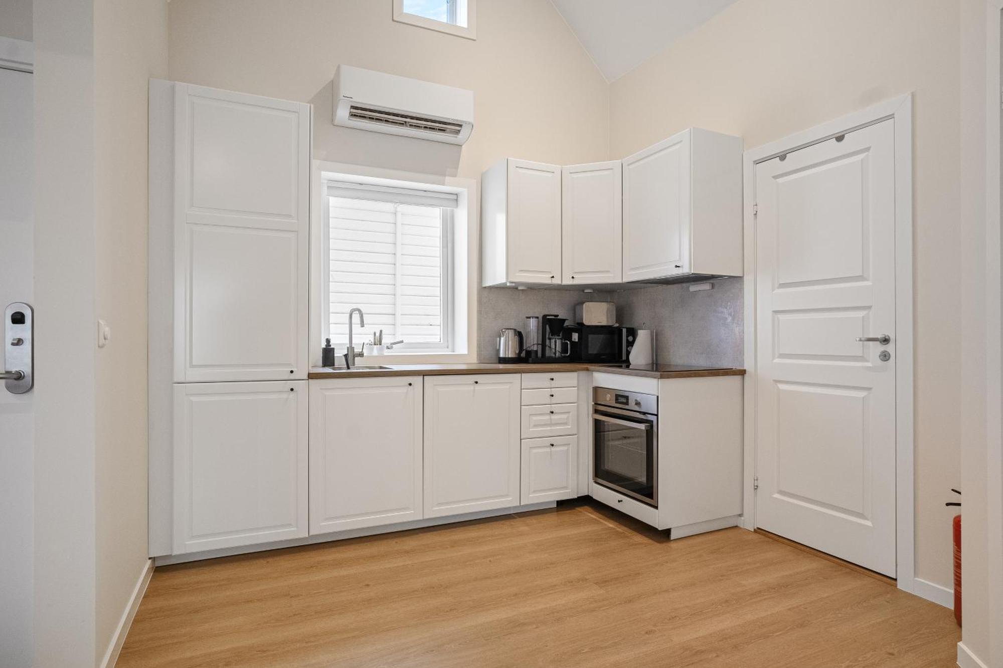 Apartment Unique And Spacious Close To Centre *